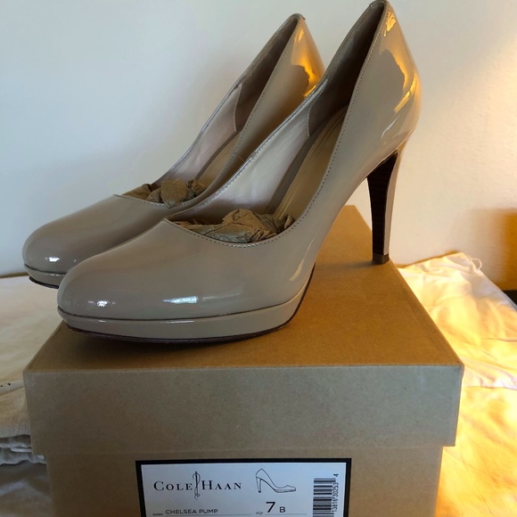 Cole Haan Shoes - Cole Haan Chelsea Pump